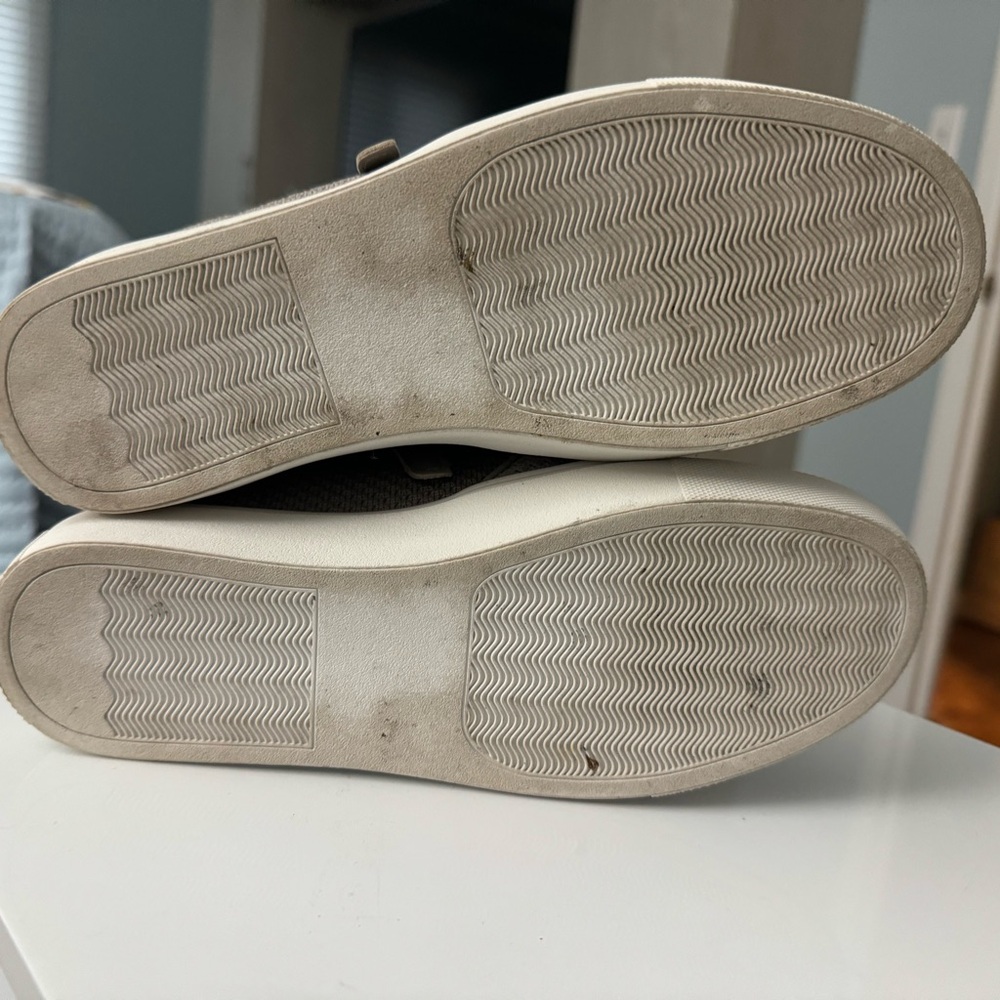 Steve Madden Size 7 Style Click Color Taupe W Box - image 6